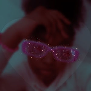 Meet your Posher, Layla